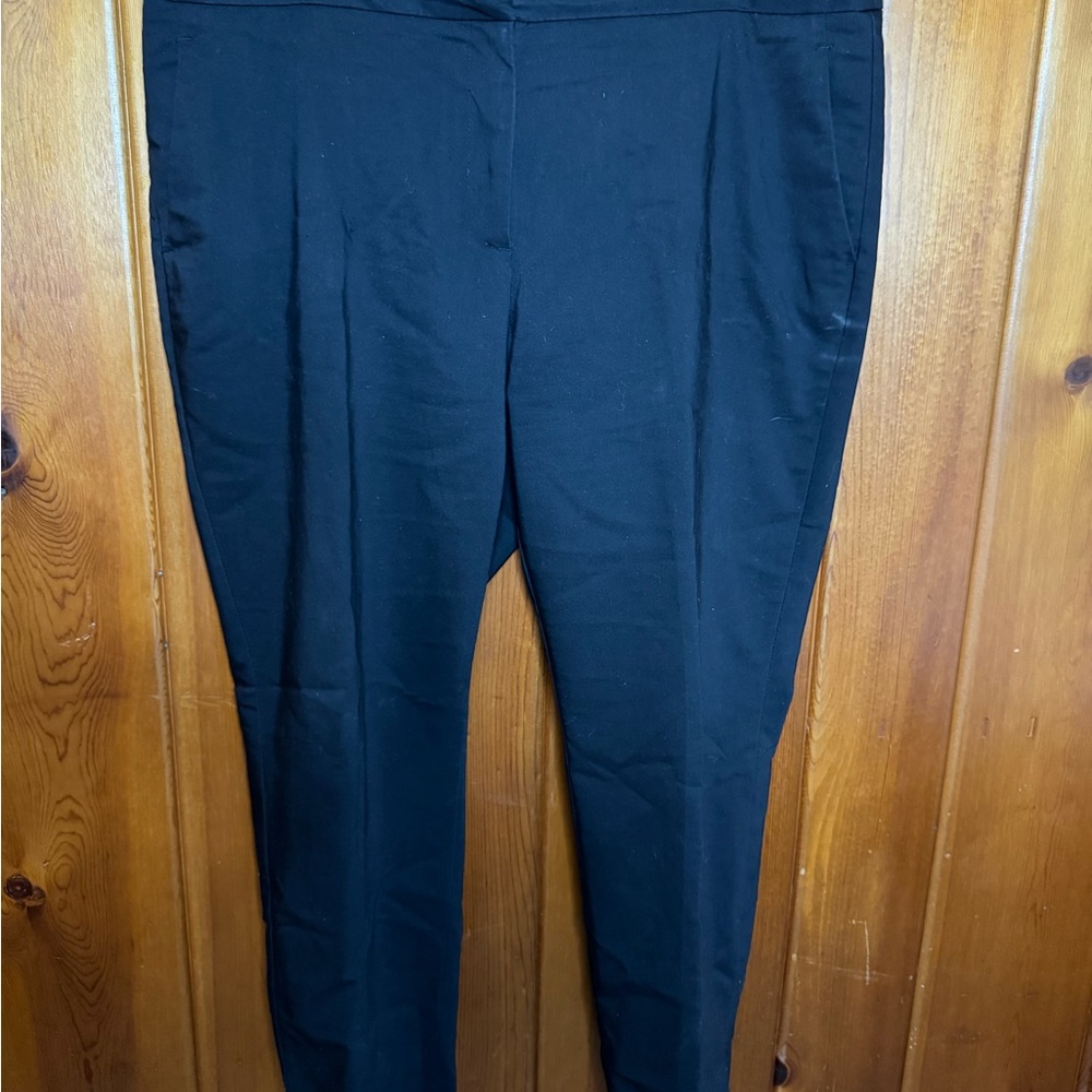 H&M Black Cropped Ponte Pants